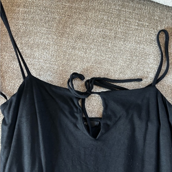 Forever 21 key hole bodysuit black - Picture 2 of 5